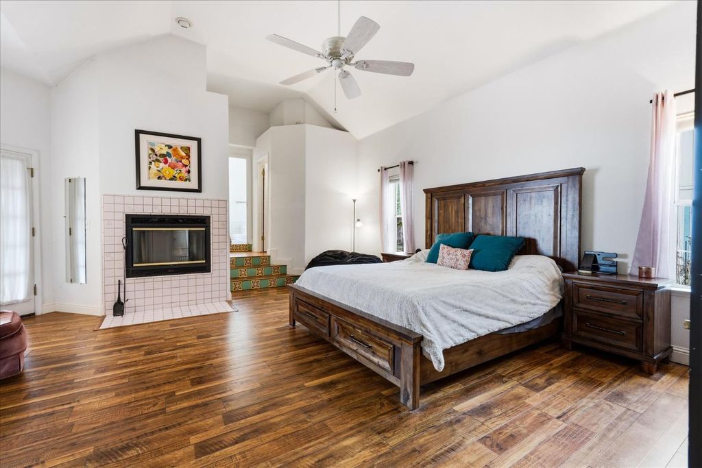 Image 29 of property listing at 40484 Goldside Drive, Oakhurst, CA 93644