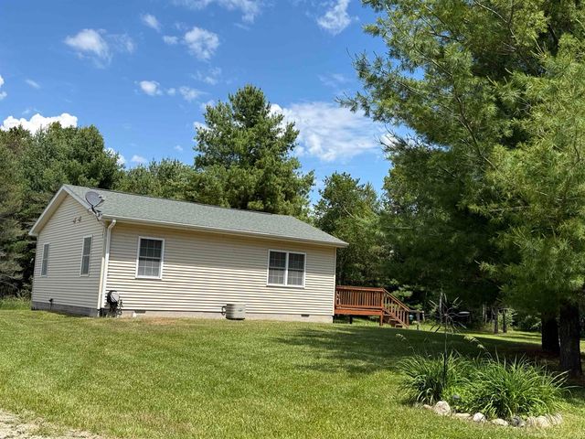85 Busch Lane, Tawas City, MI 48763