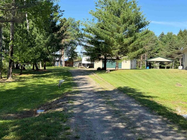 85 Busch Lane, Tawas City, MI 48763