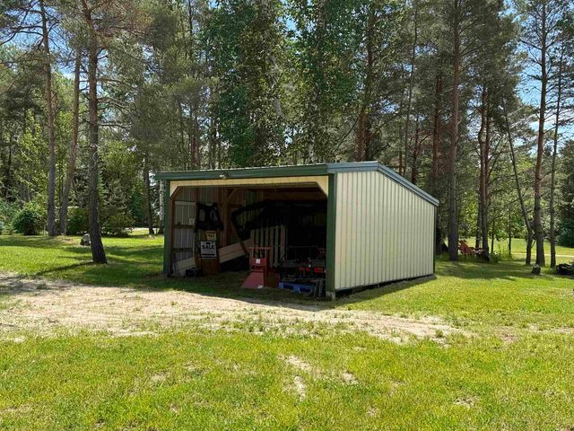 85 Busch Lane, Tawas City, MI 48763