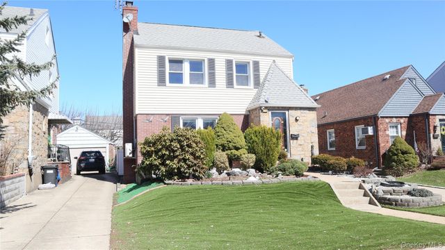 163-29 16th Avenue, Whitestone, NY 11357