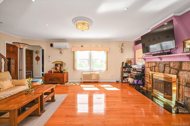 163-29 16th Avenue, Whitestone, NY 11357