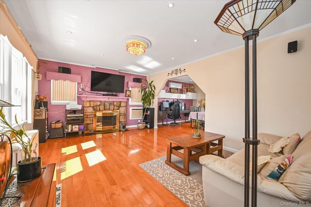 163-29 16th Avenue, Whitestone, NY 11357