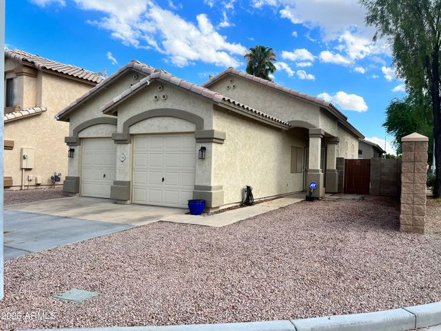 723 E WHITTEN Street, Chandler, AZ 85225