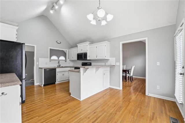 2328 SW River Spring Road, Lee's Summit, MO 64082