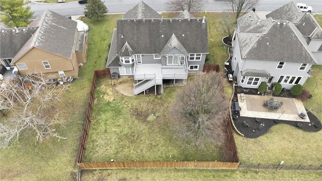 2328 SW River Spring Road, Lee's Summit, MO 64082