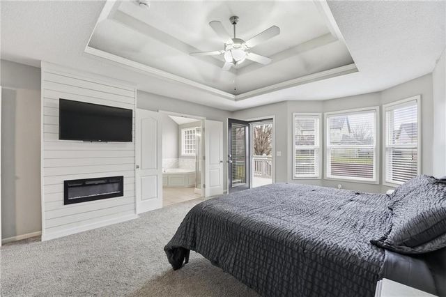 2328 SW River Spring Road, Lee's Summit, MO 64082