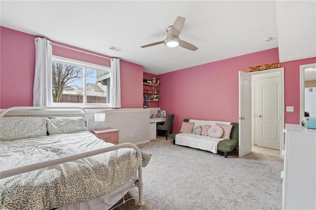 2328 SW River Spring Road, Lee's Summit, MO 64082