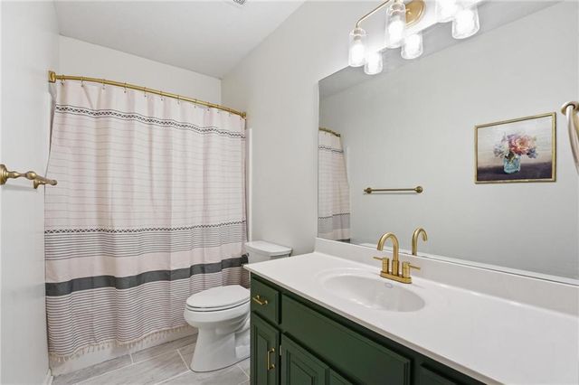 2328 SW River Spring Road, Lee's Summit, MO 64082