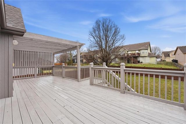 2328 SW River Spring Road, Lee's Summit, MO 64082