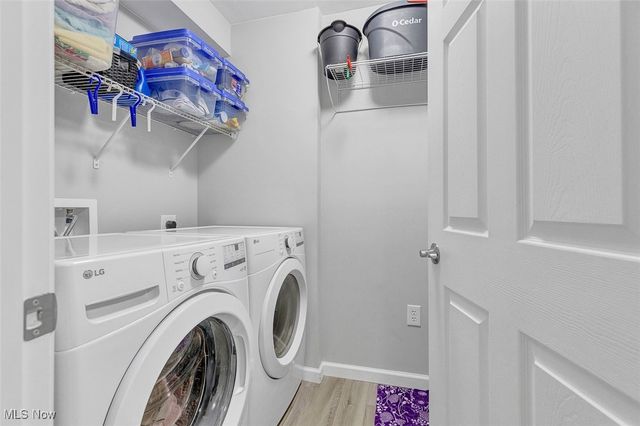 23002 Chandlers Lane, Olmsted Falls, OH 44138