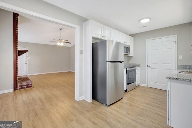 125 Belle Drive, Fayetteville, GA 30214