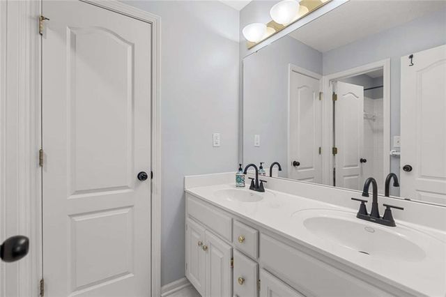 2312 SW Westminster Drive, Lee's Summit, MO 64082