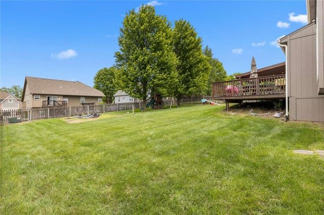 2312 SW Westminster Drive, Lee's Summit, MO 64082