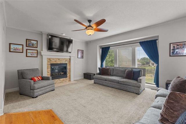 2312 SW Westminster Drive, Lee's Summit, MO 64082