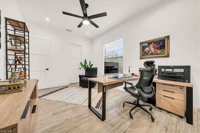 4186 3rd AVE NW, Naples, FL 34119