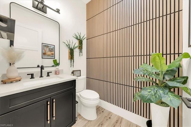 4186 3rd AVE NW, Naples, FL 34119