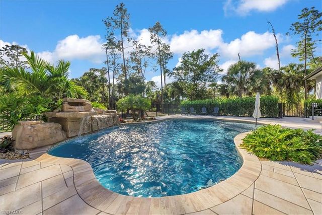 4186 3rd AVE NW, Naples, FL 34119