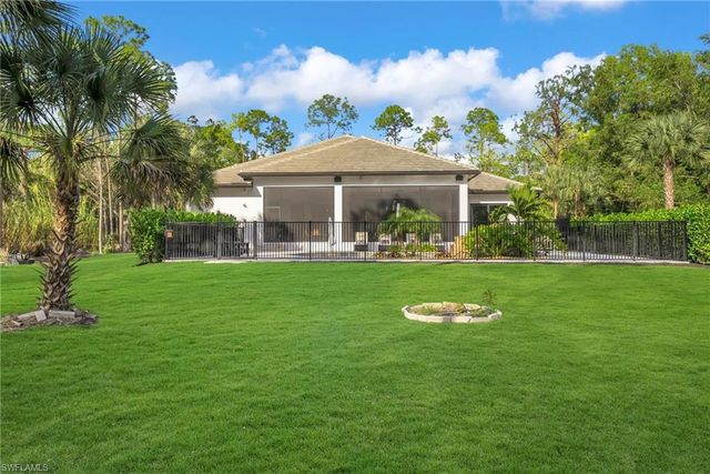 4186 3rd AVE NW, Naples, FL 34119