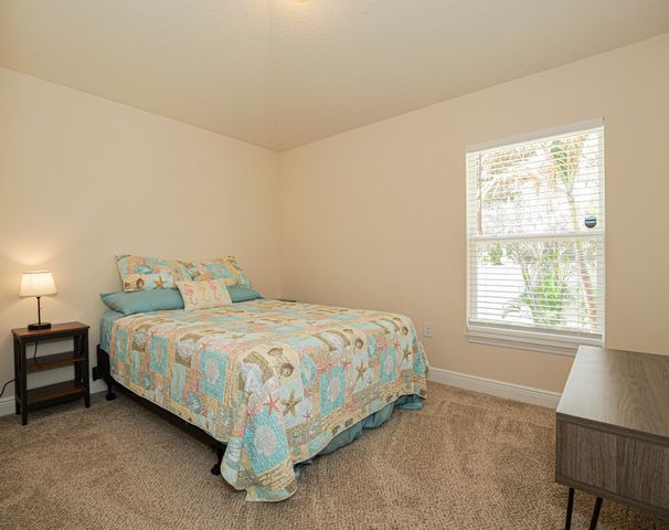 261 Midvale Terrace, Sebastian, FL 32958