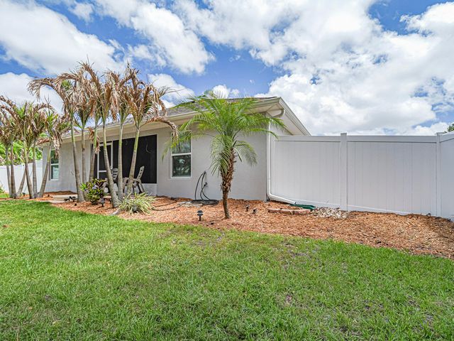 261 Midvale Terrace, Sebastian, FL 32958