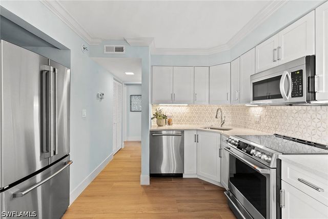 1215 Edington PL J3, Marco Island, FL 34145