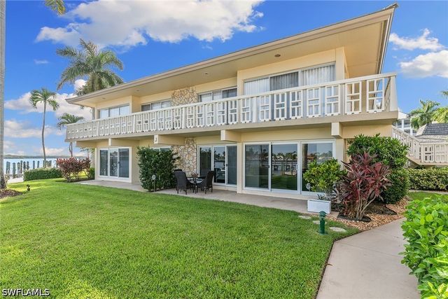 1215 Edington PL J3, Marco Island, FL 34145