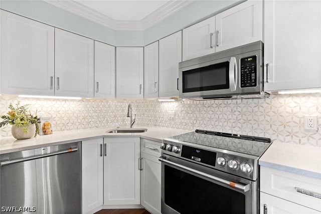 1215 Edington PL J3, Marco Island, FL 34145