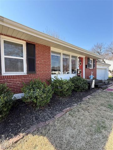 210 Saint Florent Lane, Florissant, MO 63031