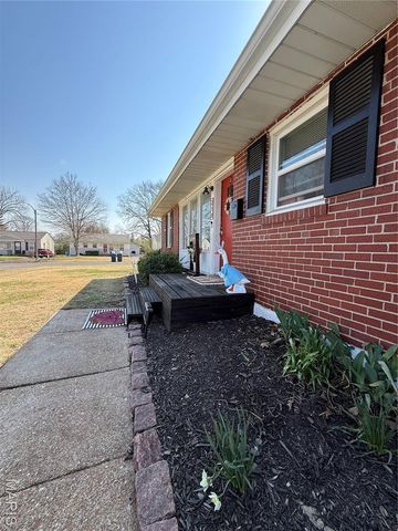 210 Saint Florent Lane, Florissant, MO 63031