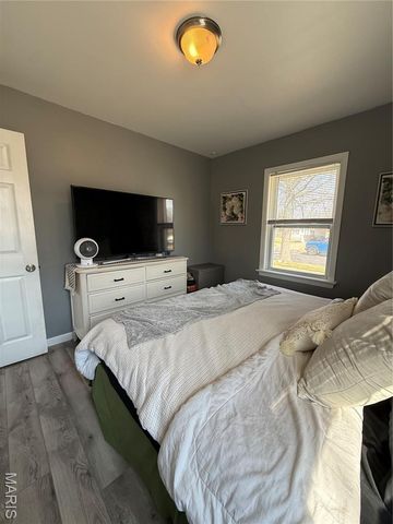 210 Saint Florent Lane, Florissant, MO 63031