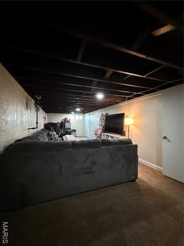 210 Saint Florent Lane, Florissant, MO 63031