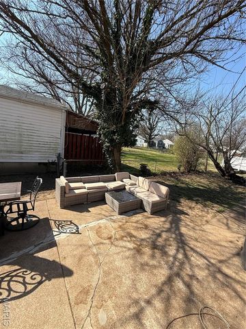 210 Saint Florent Lane, Florissant, MO 63031