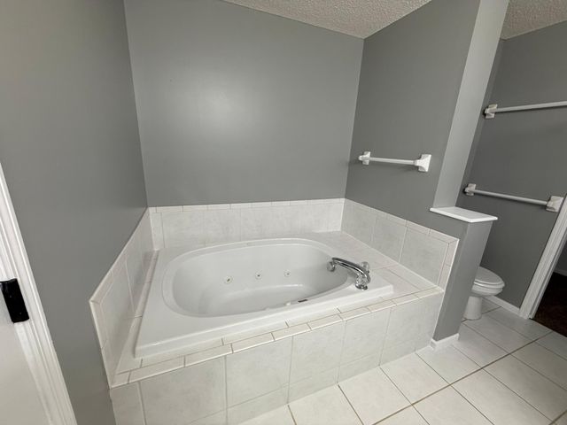 9113 Medley Circle, Golden Valley, MN 55427