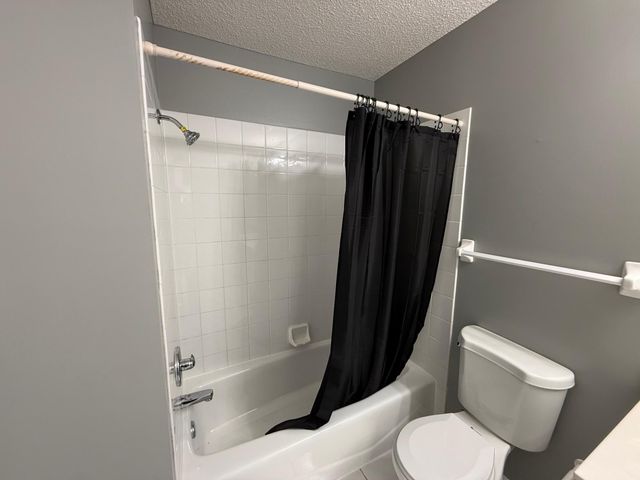 9113 Medley Circle, Golden Valley, MN 55427