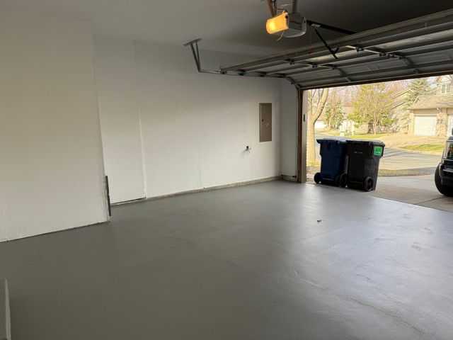 9113 Medley Circle, Golden Valley, MN 55427