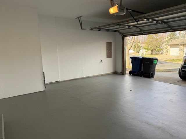 9113 Medley Circle, Golden Valley, MN 55427