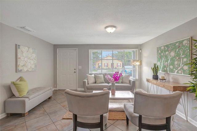 3908 E HANNA AVENUE, Tampa, FL 33610