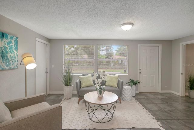 3908 E HANNA AVENUE, Tampa, FL 33610