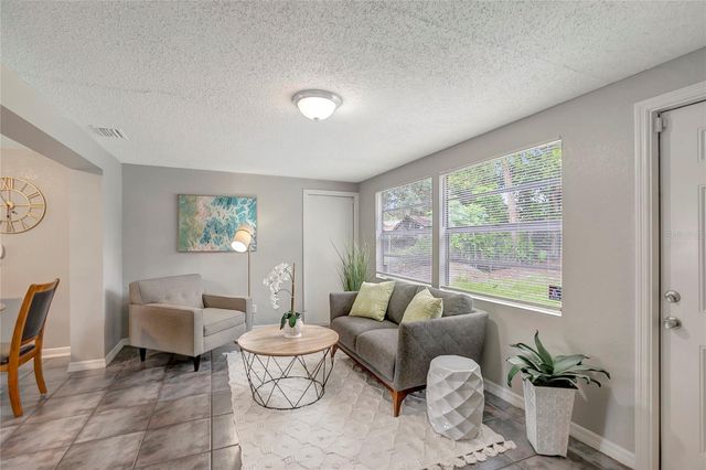3908 E HANNA AVENUE, Tampa, FL 33610