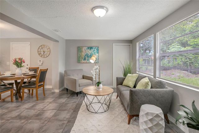 3908 E HANNA AVENUE, Tampa, FL 33610