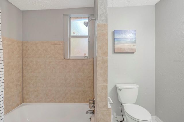 3908 E HANNA AVENUE, Tampa, FL 33610