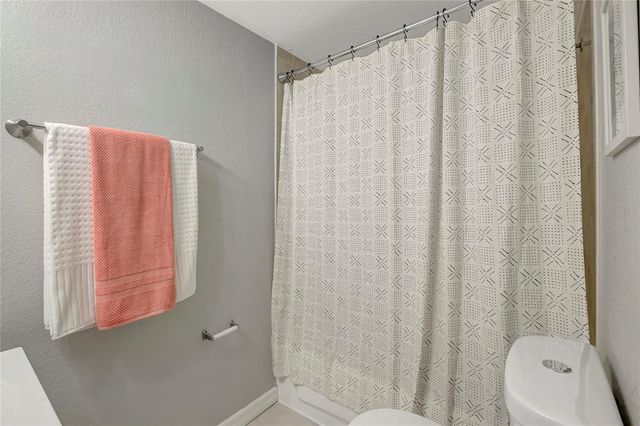 3908 E HANNA AVENUE, Tampa, FL 33610