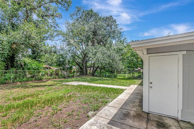 3908 E HANNA AVENUE, Tampa, FL 33610