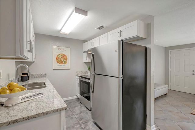 3908 E HANNA AVENUE, Tampa, FL 33610
