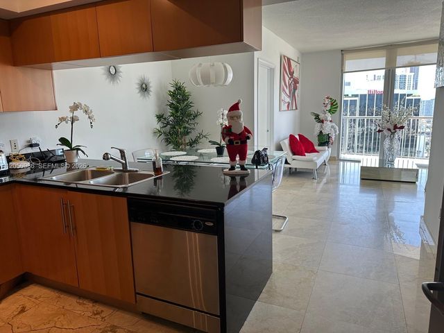 1750 N Bayshore Dr 2914, Miami, FL 33132