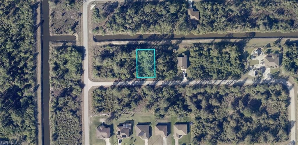 1109 ARTIC ST E, LEHIGH ACRES, FL 33974 — exterior
