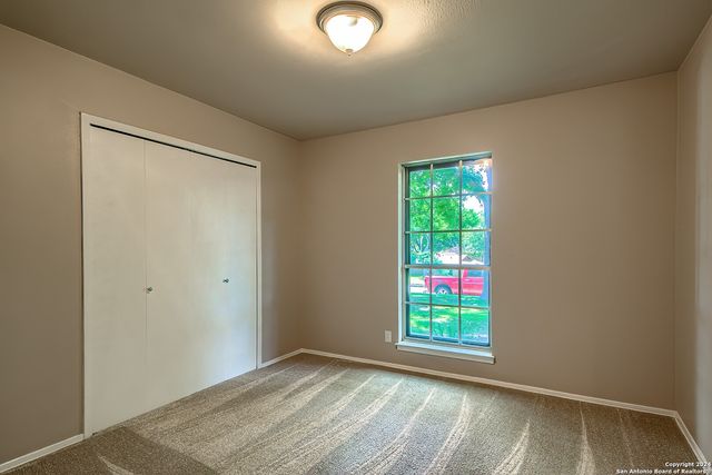 117 MOSSRIDGE, Universal City, TX 78148