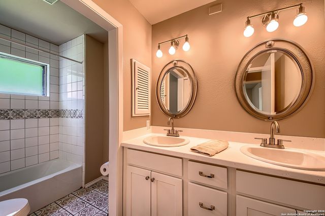 117 MOSSRIDGE, Universal City, TX 78148