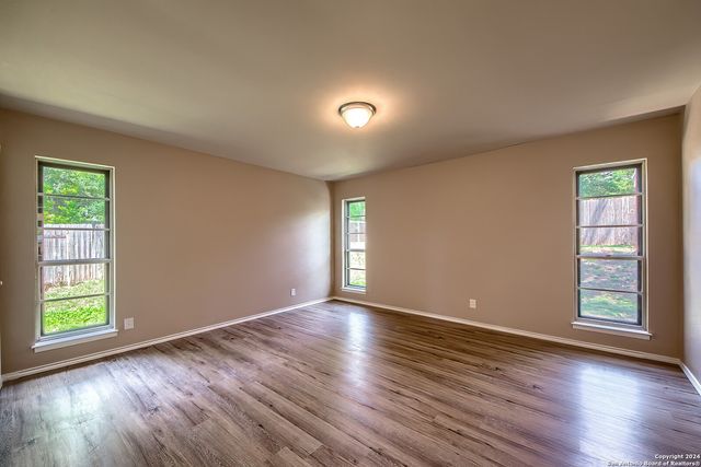 117 MOSSRIDGE, Universal City, TX 78148